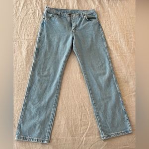 Wrangler light wash vintage jeans